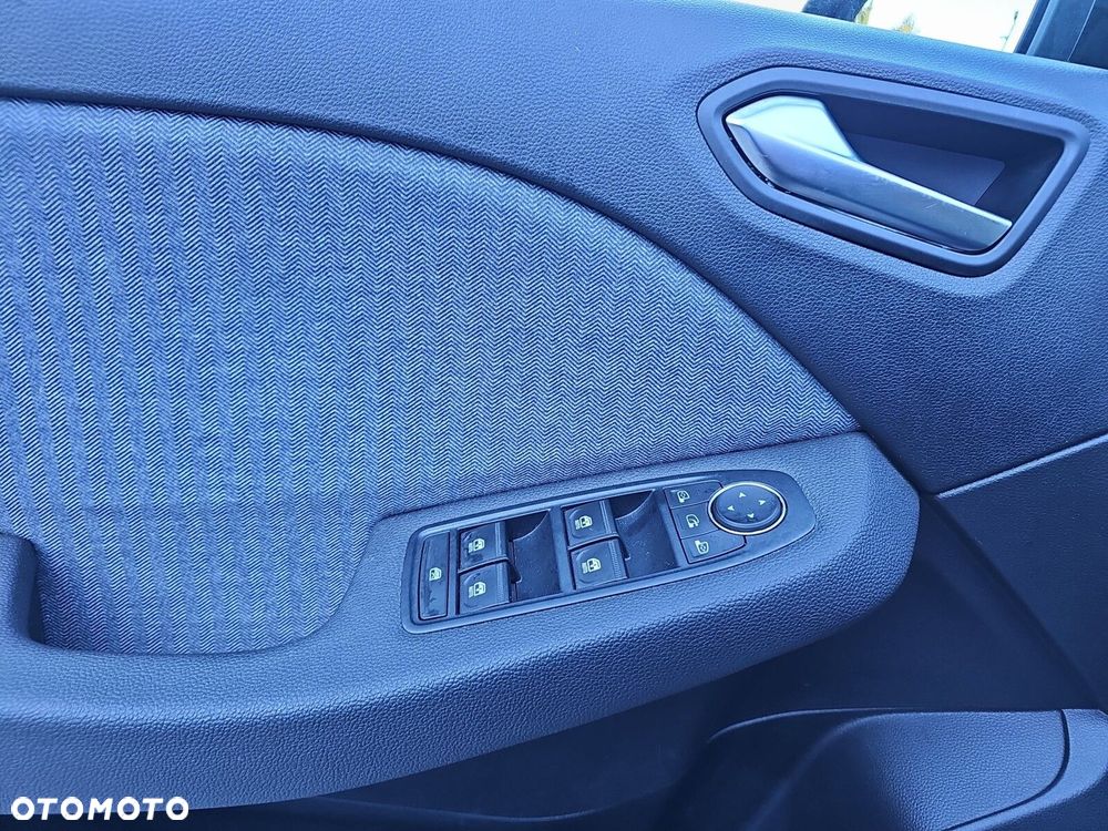 Renault Clio - 17