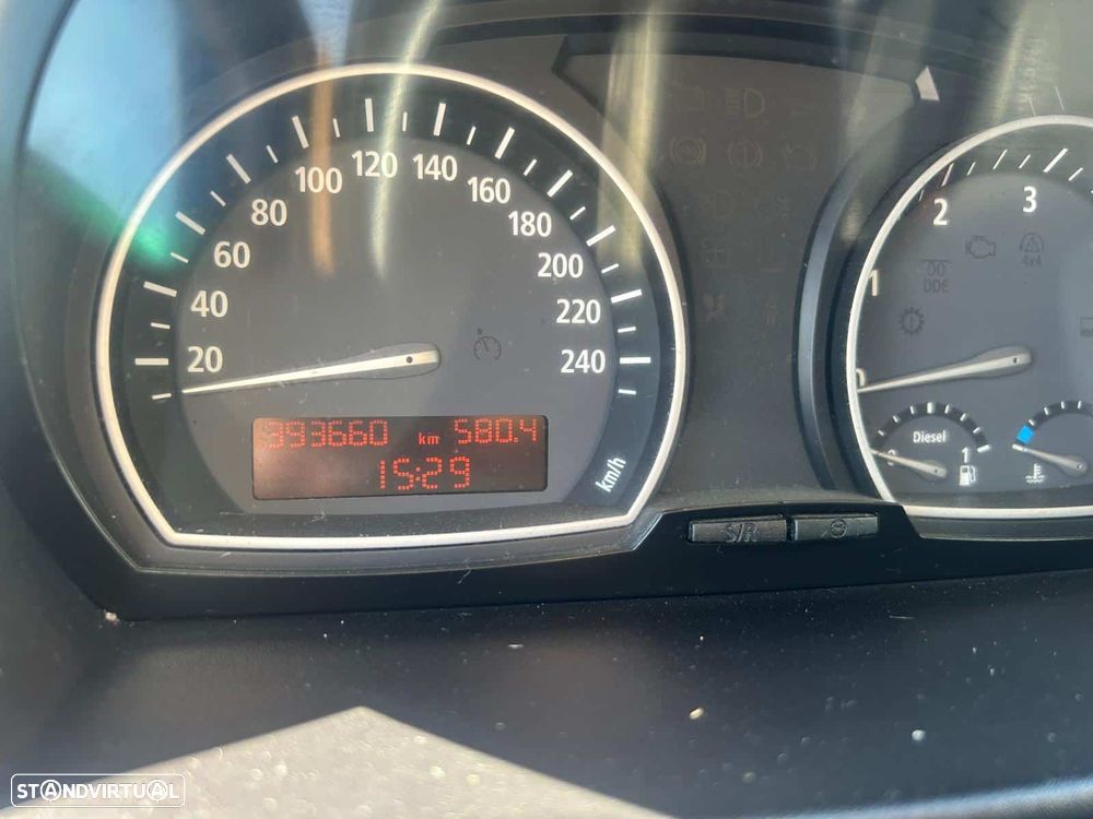 BMW X3 2.0 d - 10
