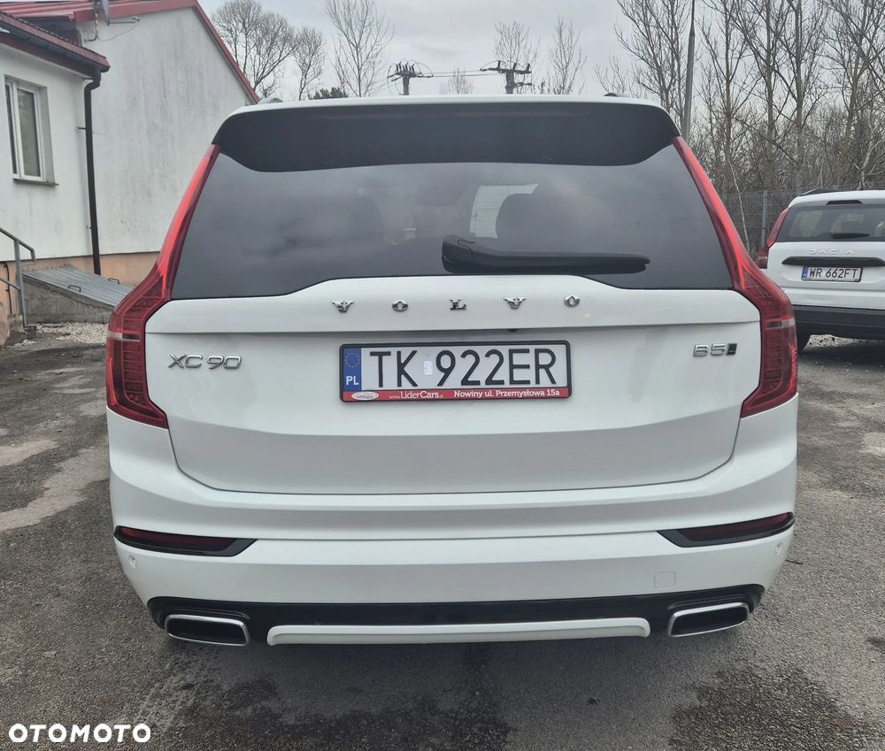 Volvo XC 90 - 8