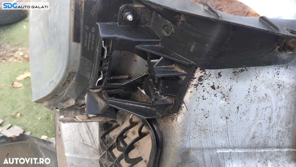 Suport Ghidaj Stanga de la Bara Spoiler Spate Volkswagen Golf 5 Plus 2004 - 2008 Cod 5M0807375 [C1478] - 2