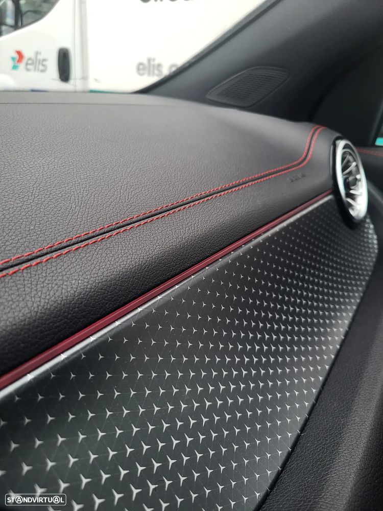 Mercedes-Benz EQA 300 4Matic AMG Line - 21