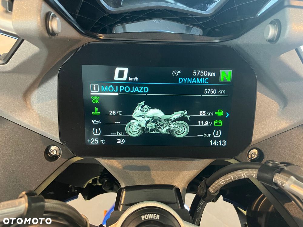 BMW R - 8