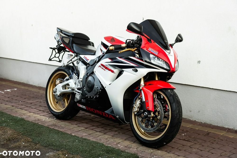 Honda CBR - 1