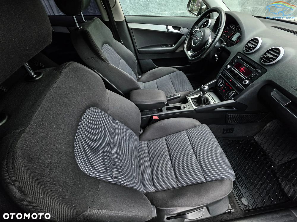 Audi A3 Sportback 1.4 TFSI S line Sportpaket - 22