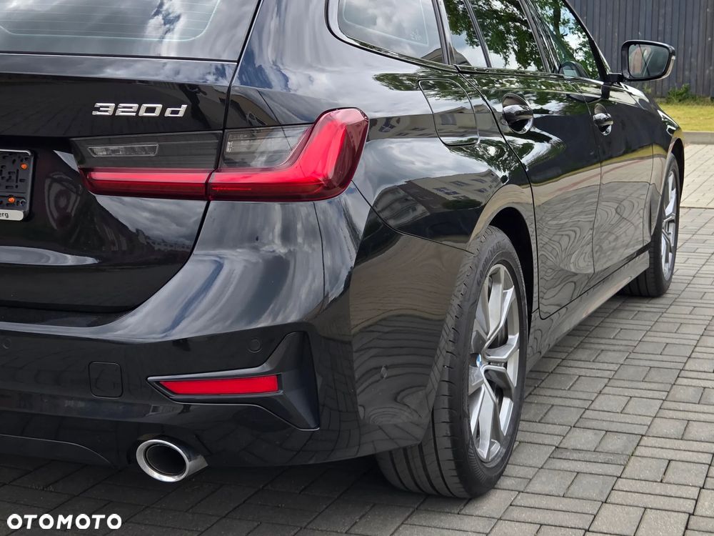 BMW Seria 3 320d M Sport Shadow sport - 19