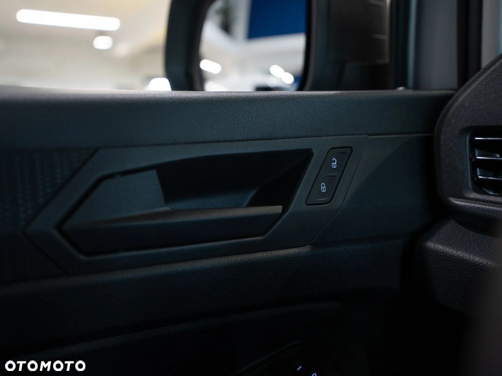 Ford Transit Connect - 21