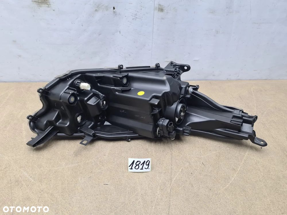 TOYOTA YARIS IV 4 P21 LAMPA PRZEDNIA LEWA lewy przód 81170-K0060 - 5