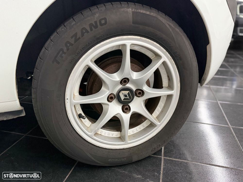 Renault Clio 1.5 DCI VAN - 11