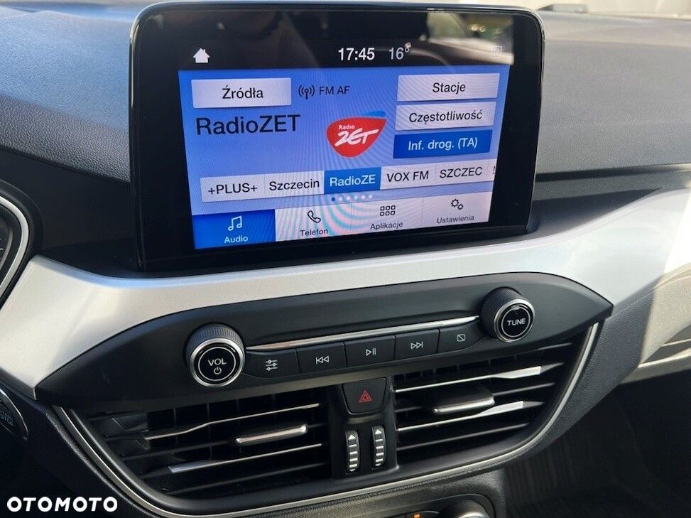 Ford Focus 1.5 EcoBlue Titanium Business - 27