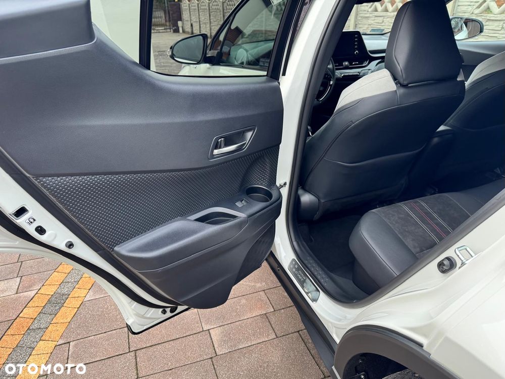 Toyota C-HR 2.0 Hybrid GR Sport - 21