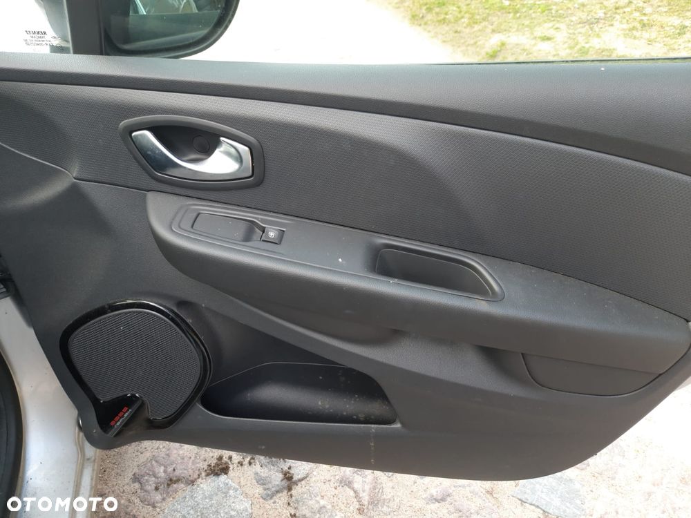 Renault Clio 0.9 TCe Limited - 14