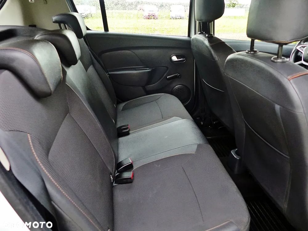 Dacia Sandero Stepway 0.9 TCe Laureate S&S - 23