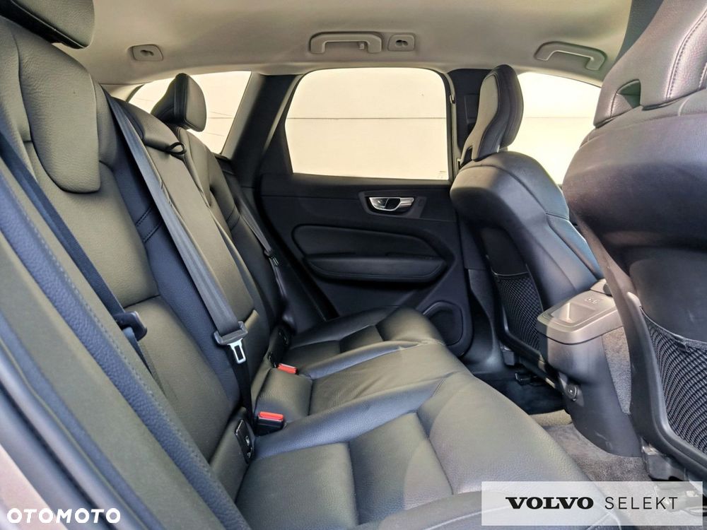 Volvo XC 60 - 16