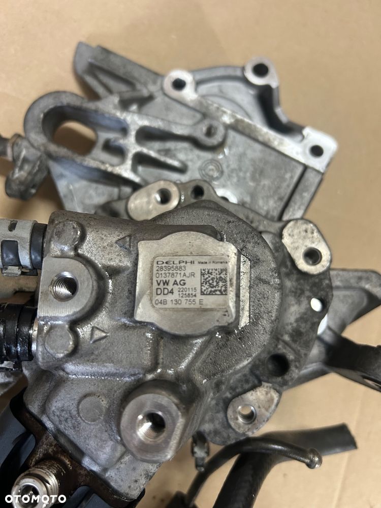 Pompa wtryskowa 1.4 tdi CUS 04B130755E 04B130093 listwa wtryskowa czujnik - 2