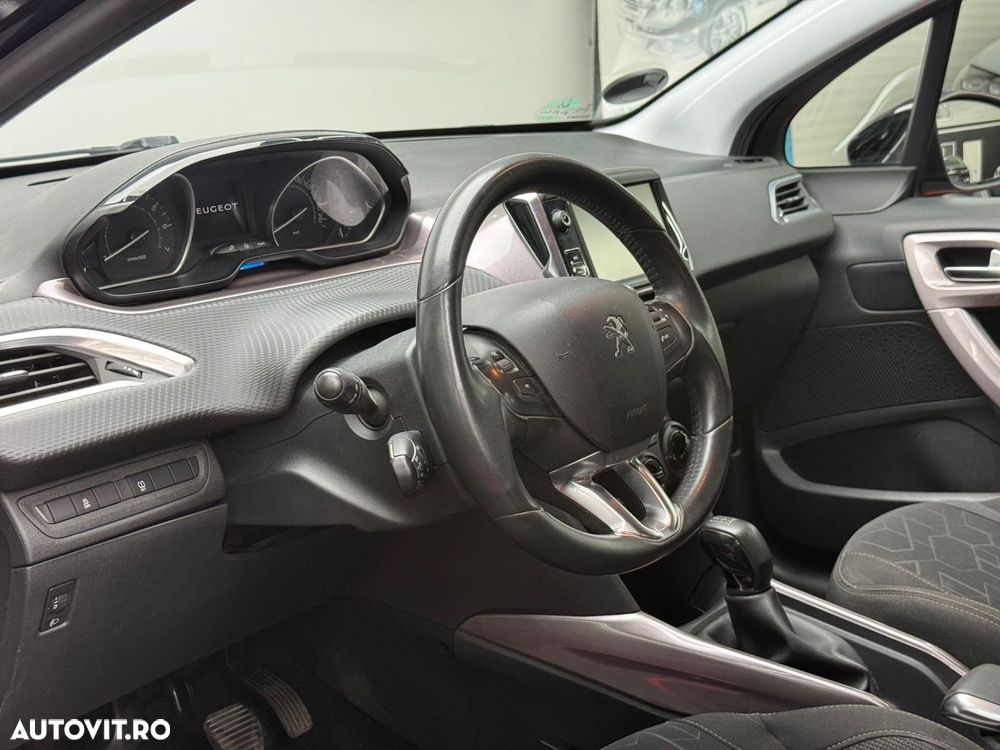 Peugeot 2008 PureTech 110 Stop&Start Active - 5