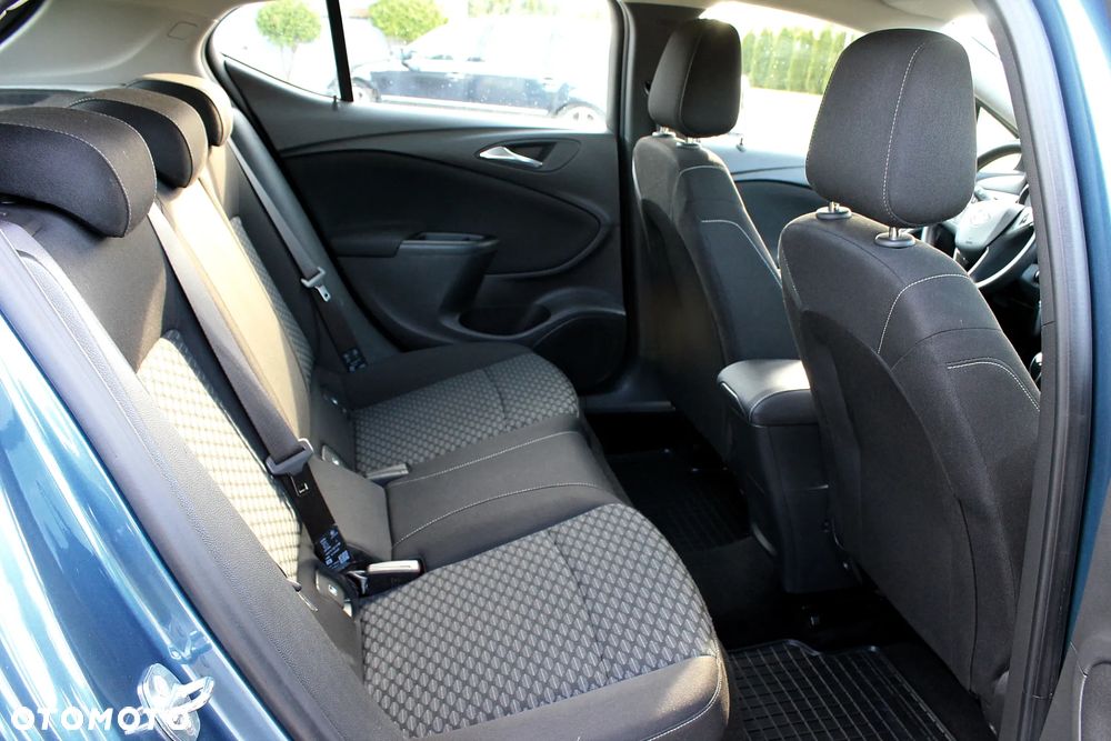 Opel Astra 1.4 Turbo Innovation - 8