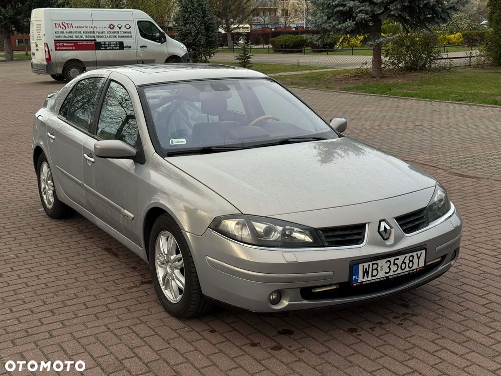 Renault Laguna 2.0T Initiale - 1