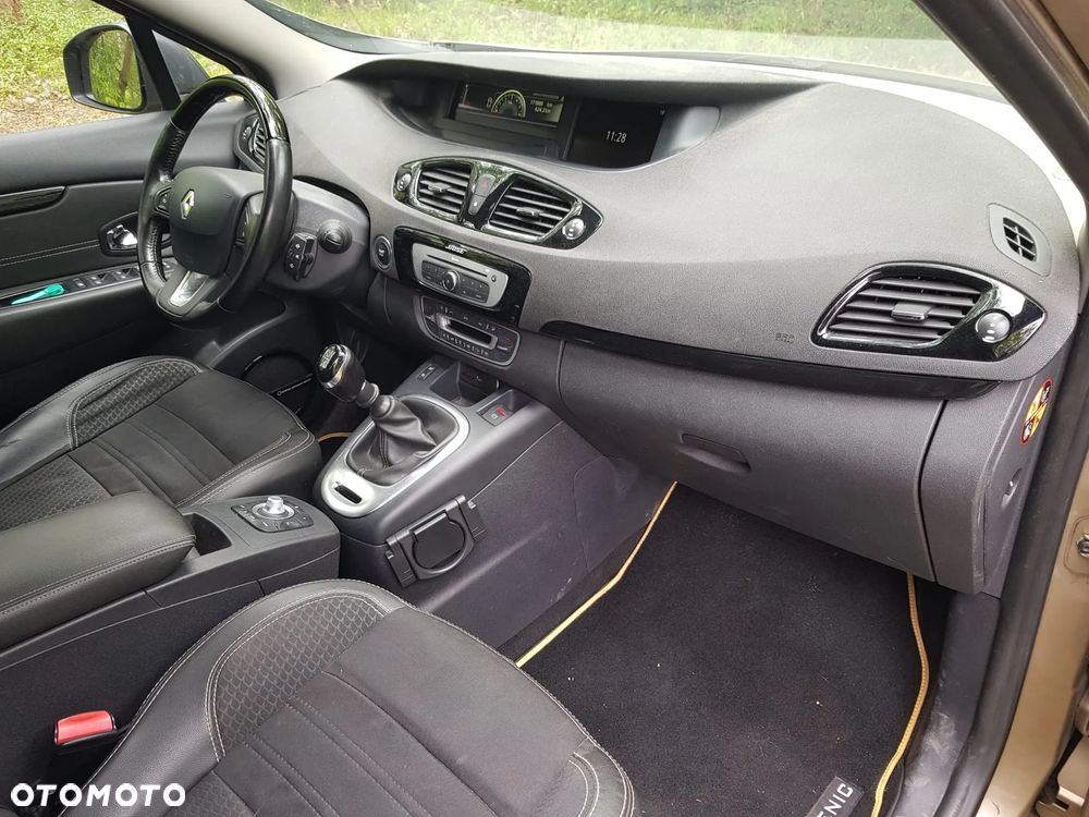 Renault Scenic 1.5 dCi Bose - 11