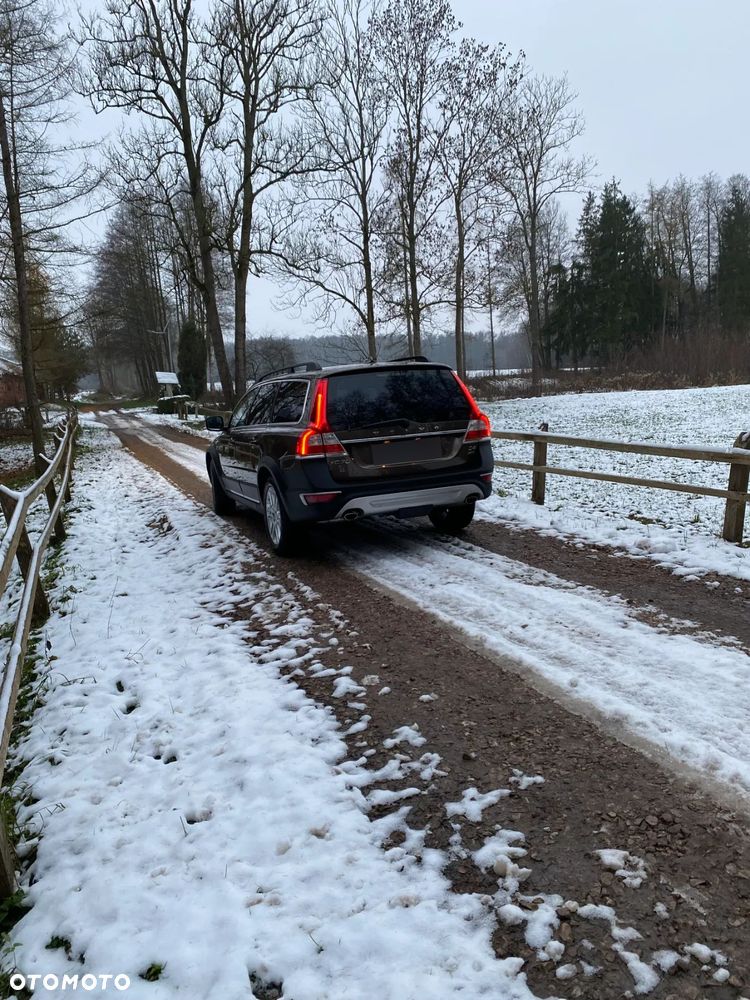 Volvo XC 70 D5 AWD Summum - 2