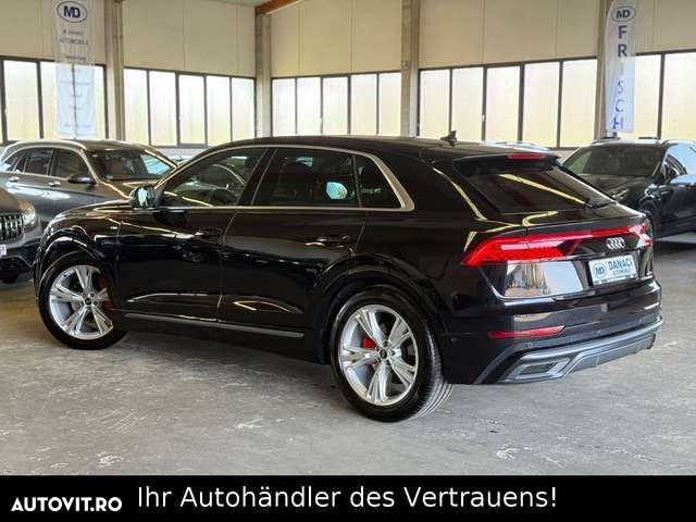 Audi Q8 - 6