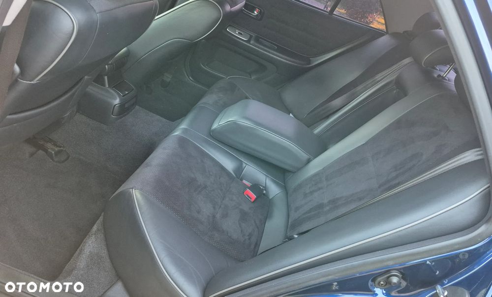 Lexus IS 200 Prestige - 12