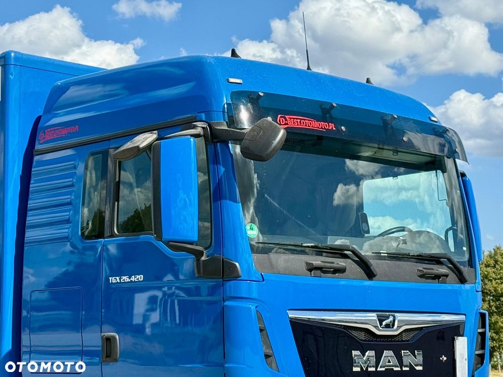 MAN TGX 26.420 / KONTENER / WINDA / 8.5 M DŁUGOŚCI / 21 EUROPALET / 6x2 / 3 OŚ PODNOSZONA I SKRĘTNA / ŁADOWNOŚĆ 14 415 KG / 2018 ROK / Z NIEMIEC - 13