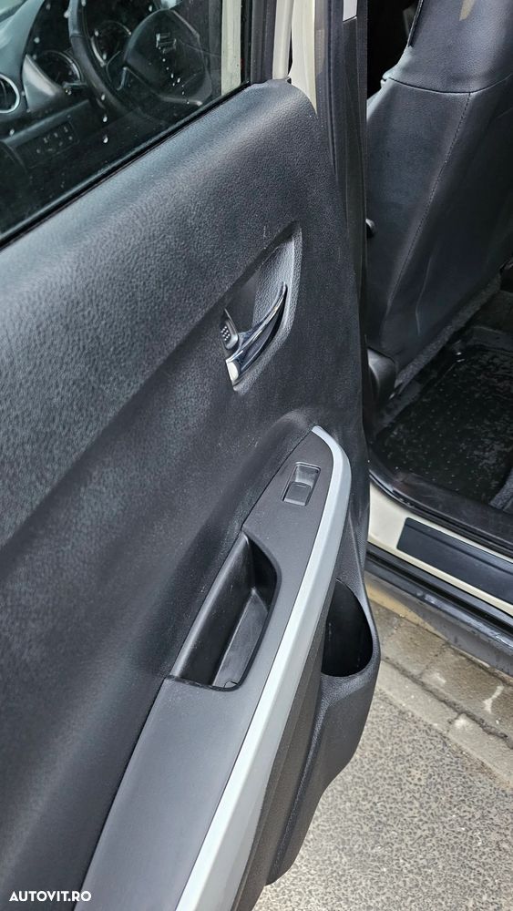 Suzuki Vitara 1.6 DDIS (4x4) Allgrip TCSS Comfort+ - 14