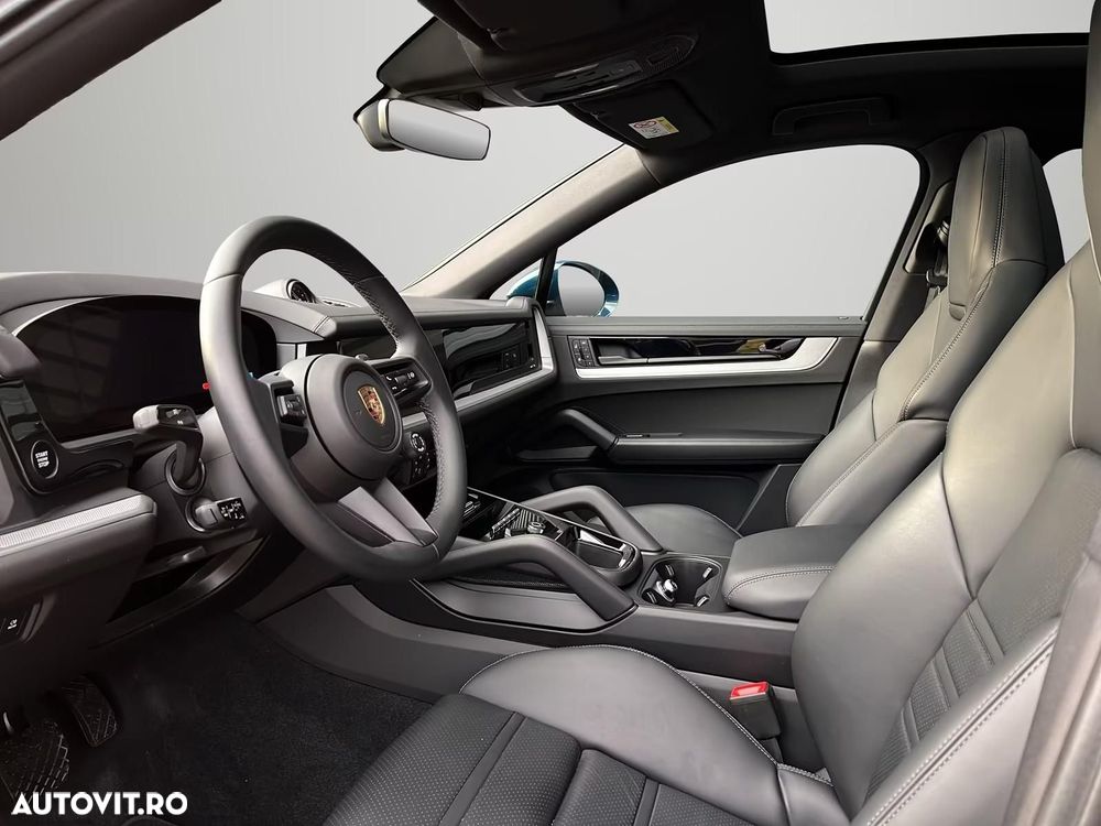 Porsche Cayenne Coupe E-Hybrid - 9