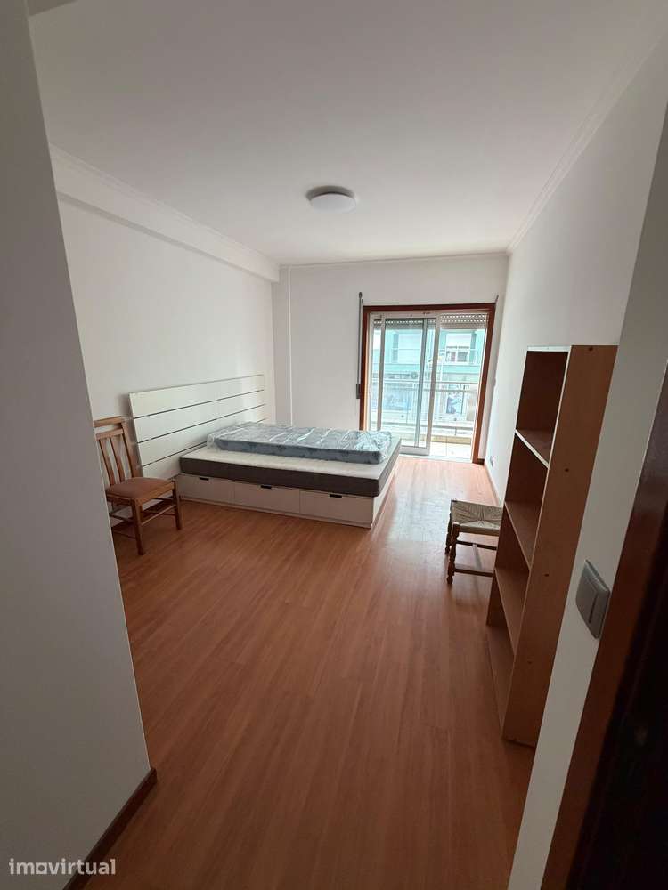 Apartamento T2 em excelente estado - Grande imagem: 3/15