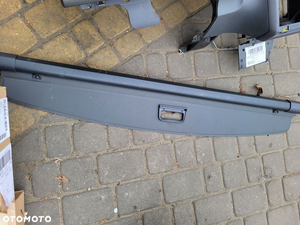 Roleta bagażnika vw touran 1 lift 08r - 1