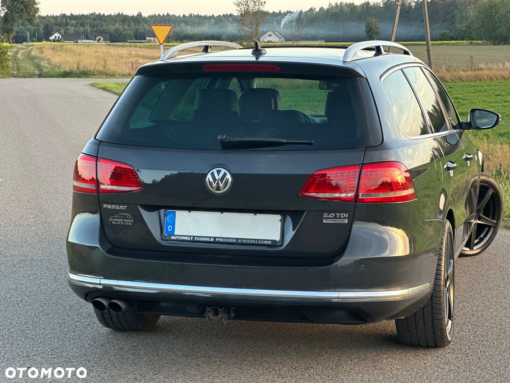 Volkswagen Passat 2.0 TDI DSG BlueMotion Technology Highline - 17