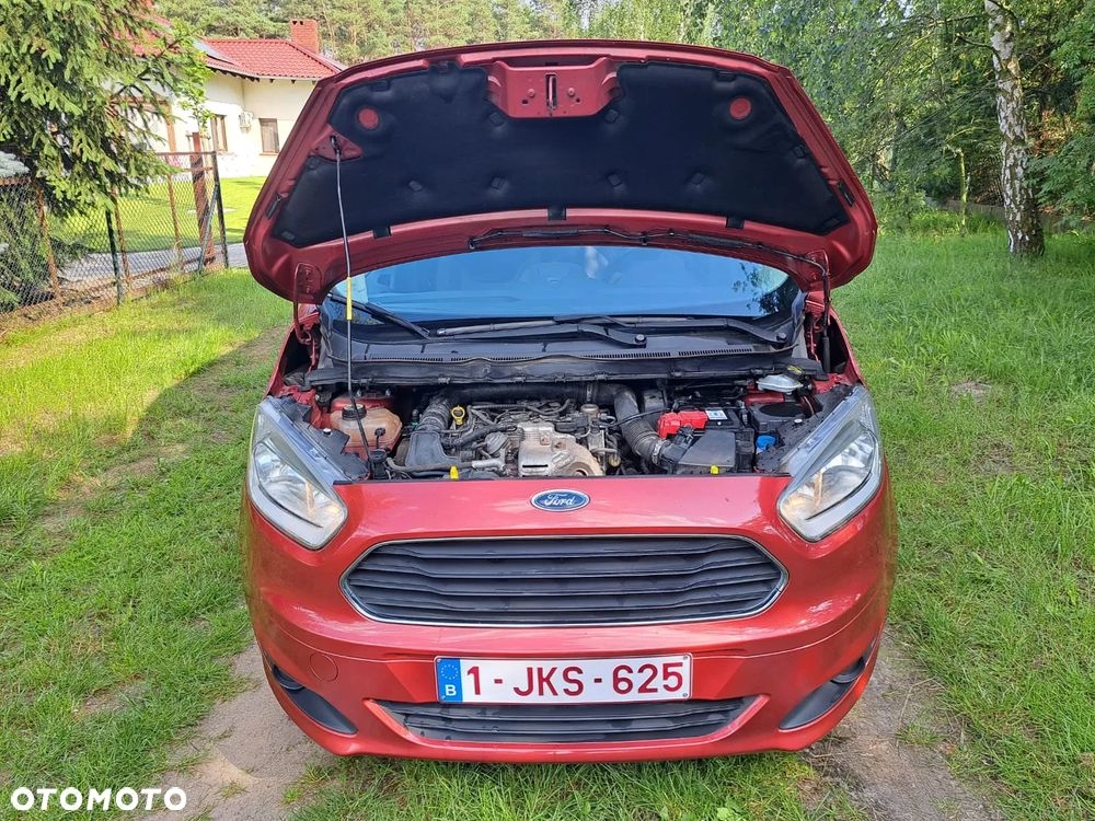 Ford Tourneo Courier 1.0 EcoBoost S&S Titanium - 11