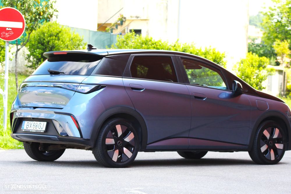 BYD Dolphin 60.4 kWh Design - 9