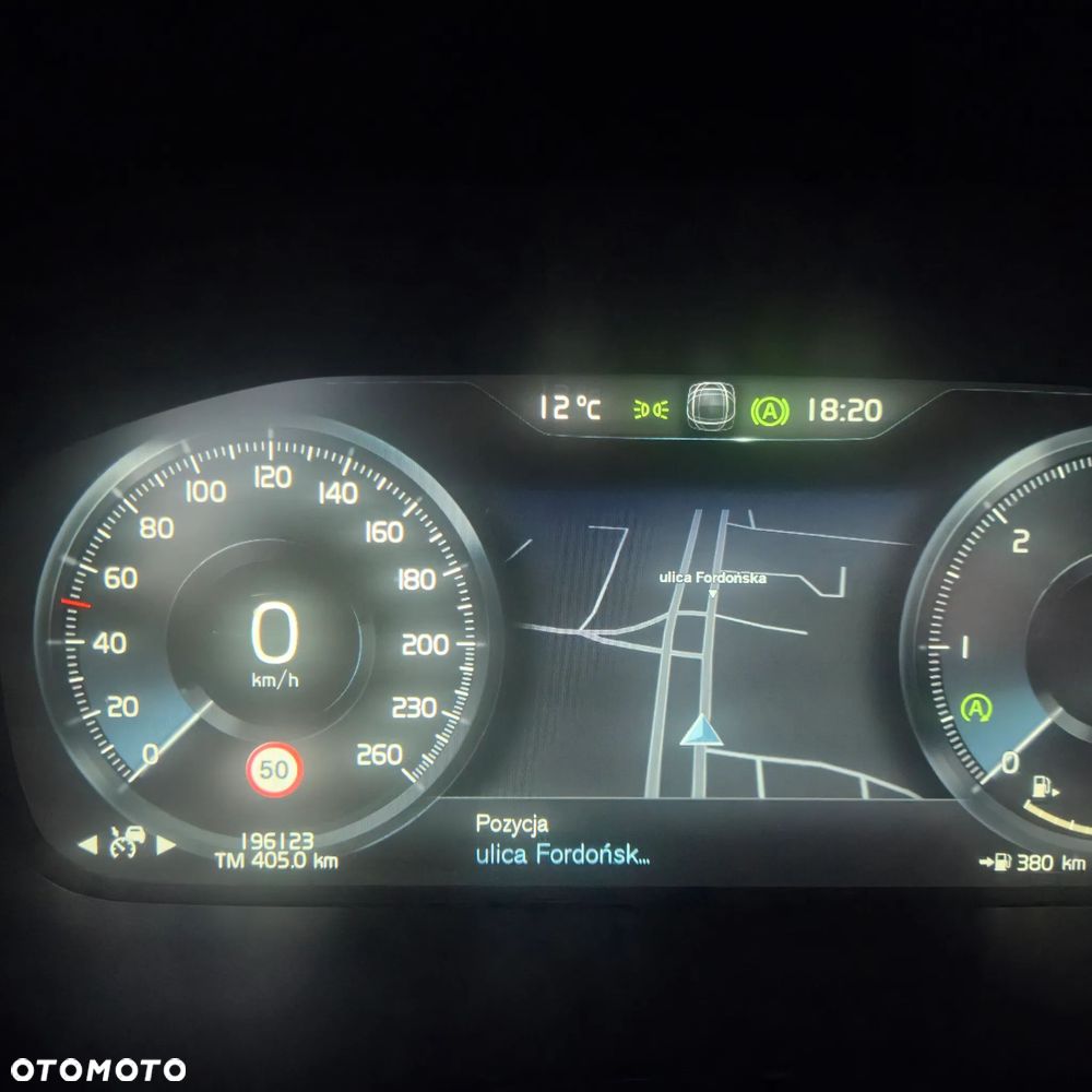 Volvo V90 D3 Momentum - 24