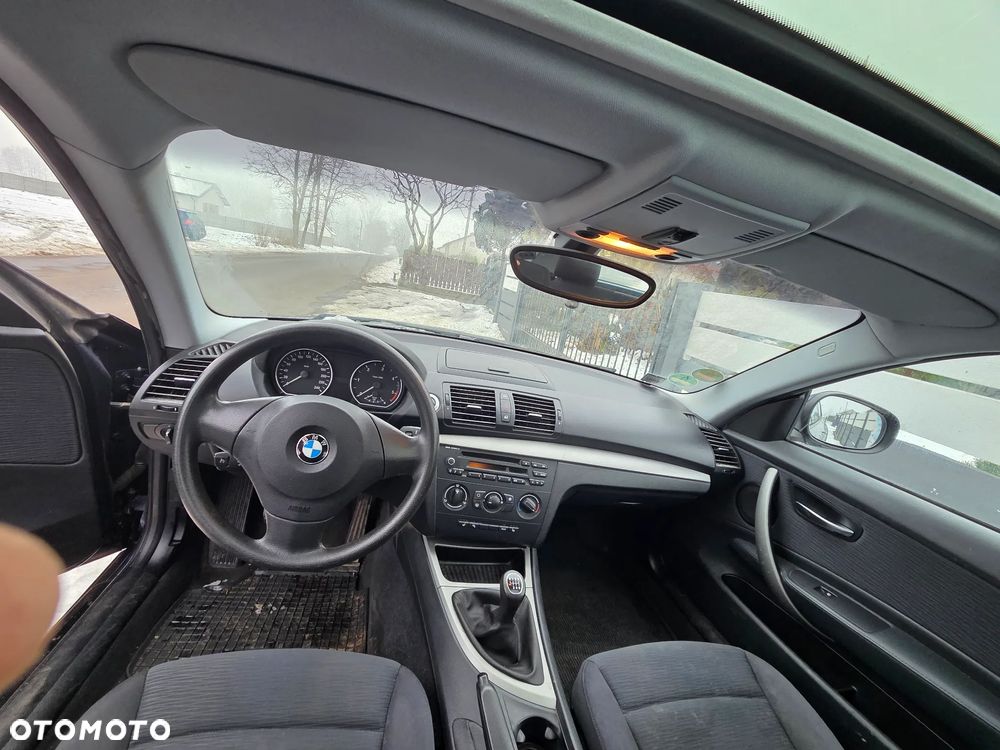 BMW Seria 1 118d DPF Edition Sport - 15
