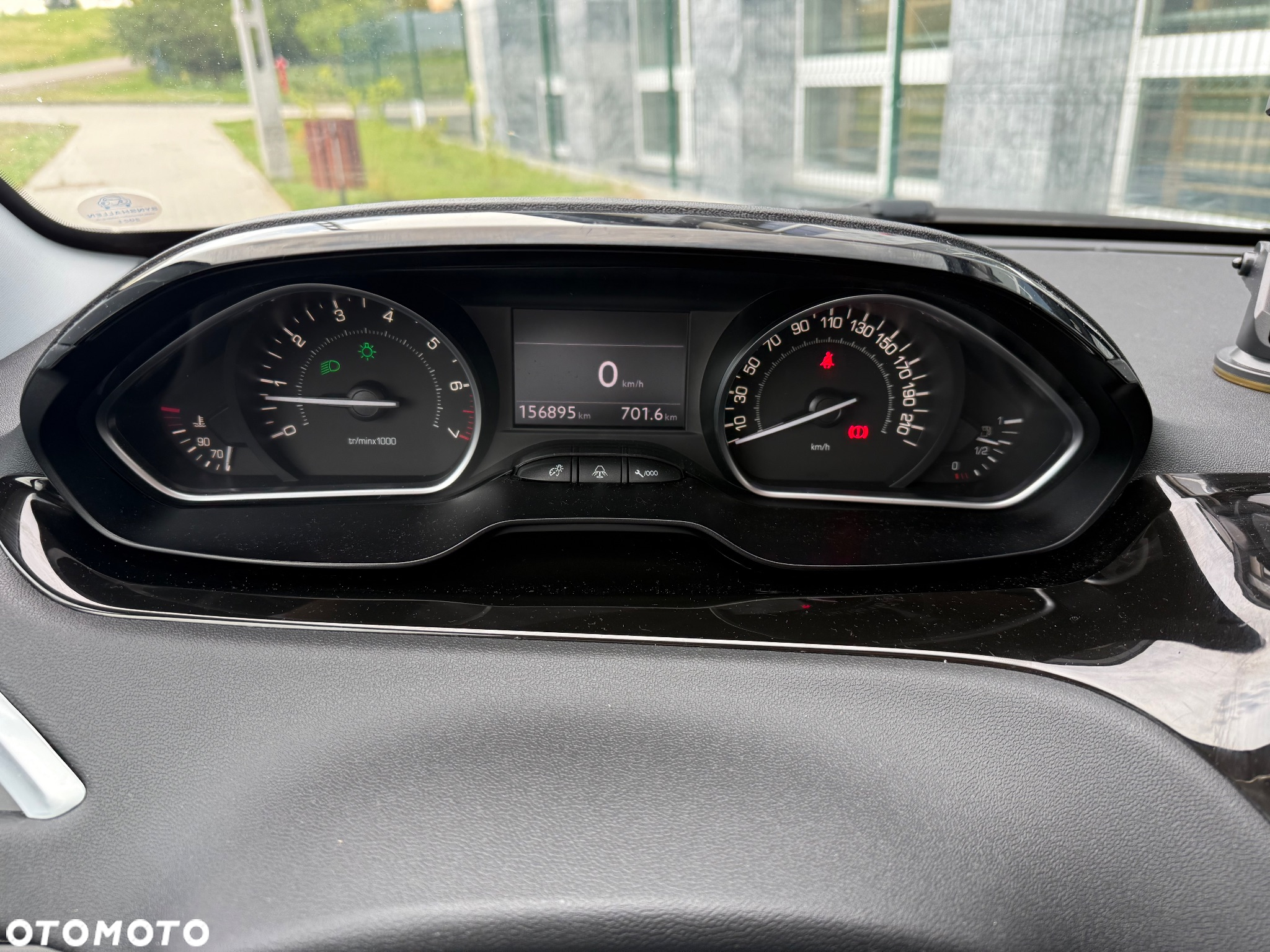 Peugeot 208 1.2 PureTech Allure - 7