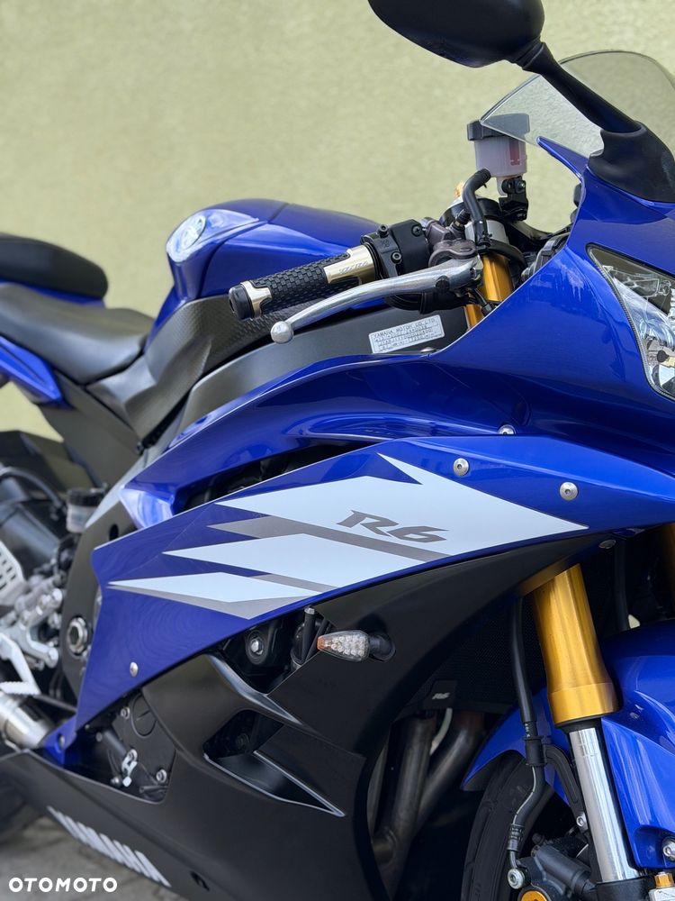 Yamaha R6 - 4