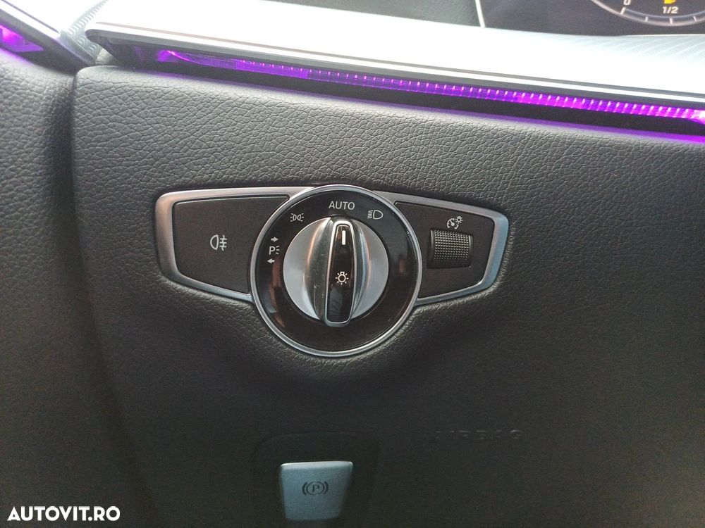 Mercedes-Benz E 300 T-Modell - 13