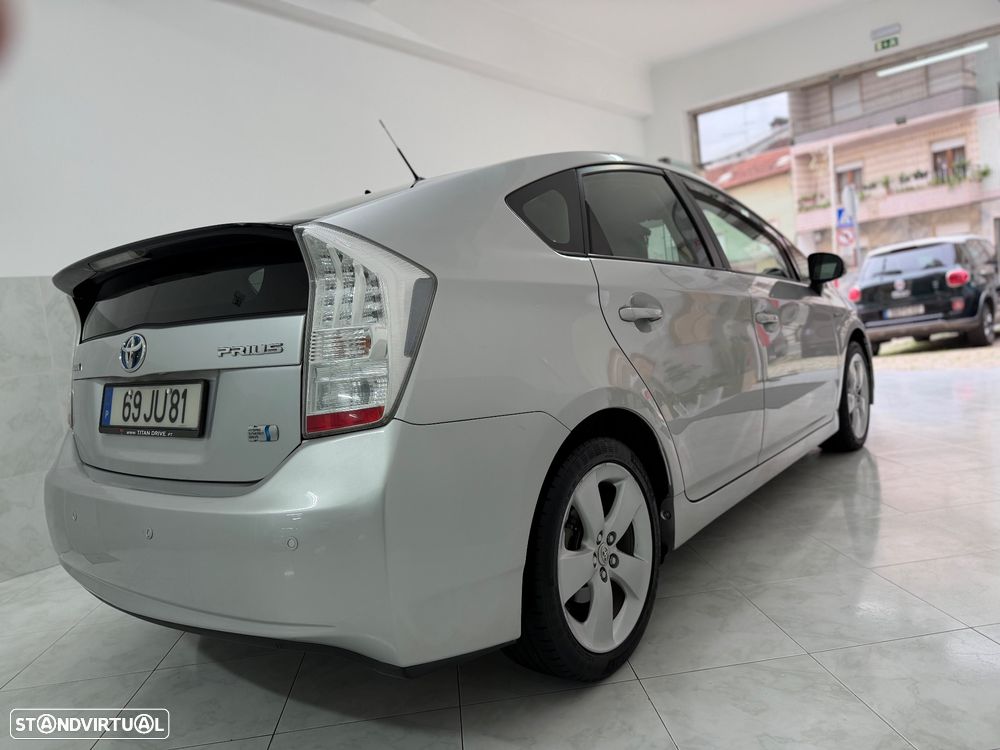 Toyota Prius 1.8 Premium - 5