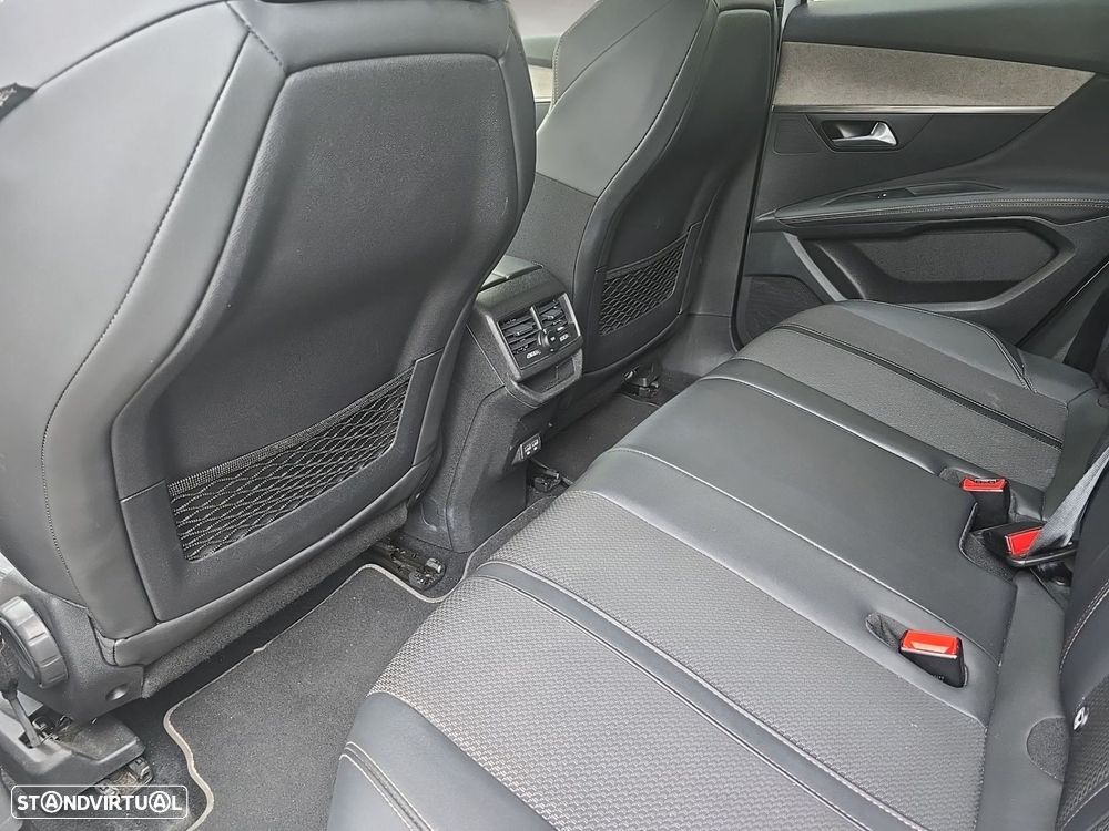 Peugeot 3008 1.5 BlueHDi GT EAT8 - 14
