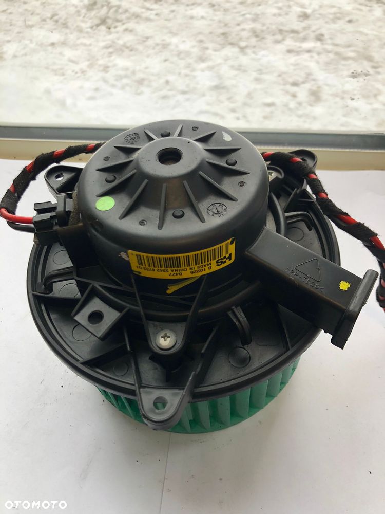 Wentylator Dmuchawa Nawiewu Opel Insignia A 5242673301 - 2