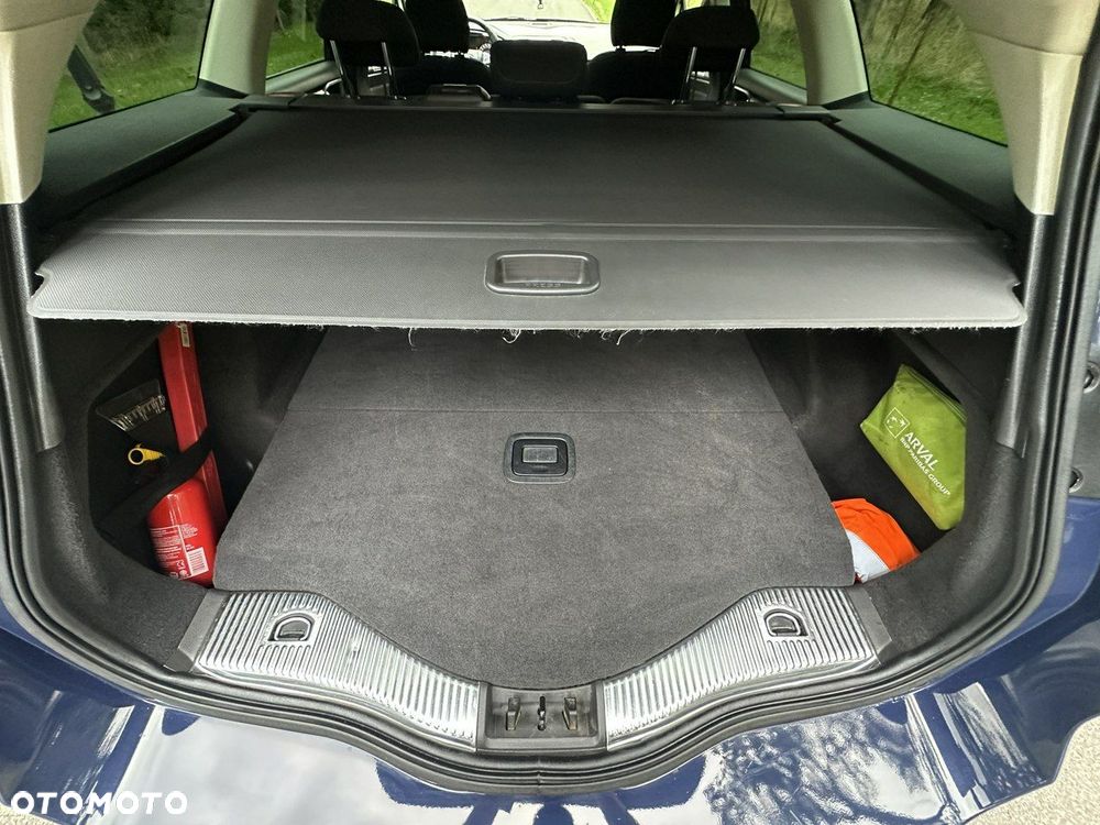 Ford Mondeo - 22