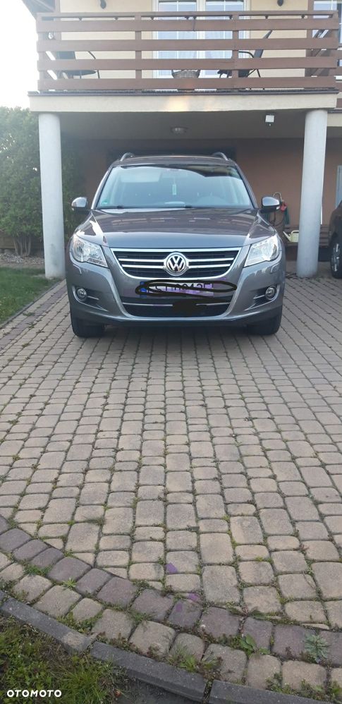 Volkswagen Tiguan - 2