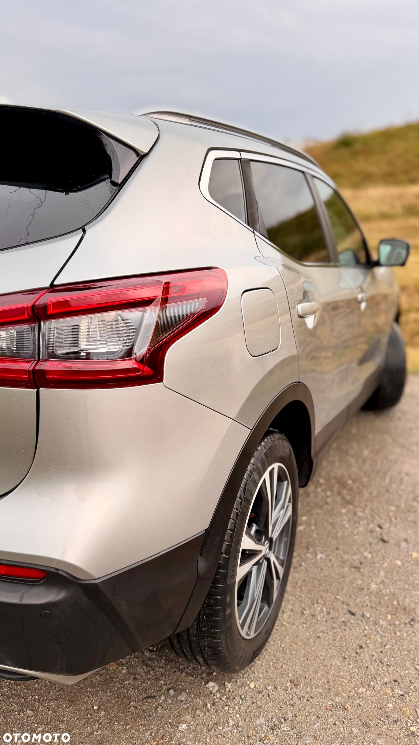 Nissan Qashqai 1.3 DIG-T N-Connecta - 14