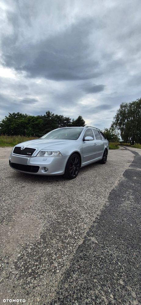 Skoda Octavia 2.0 TDI DPF RS - 23