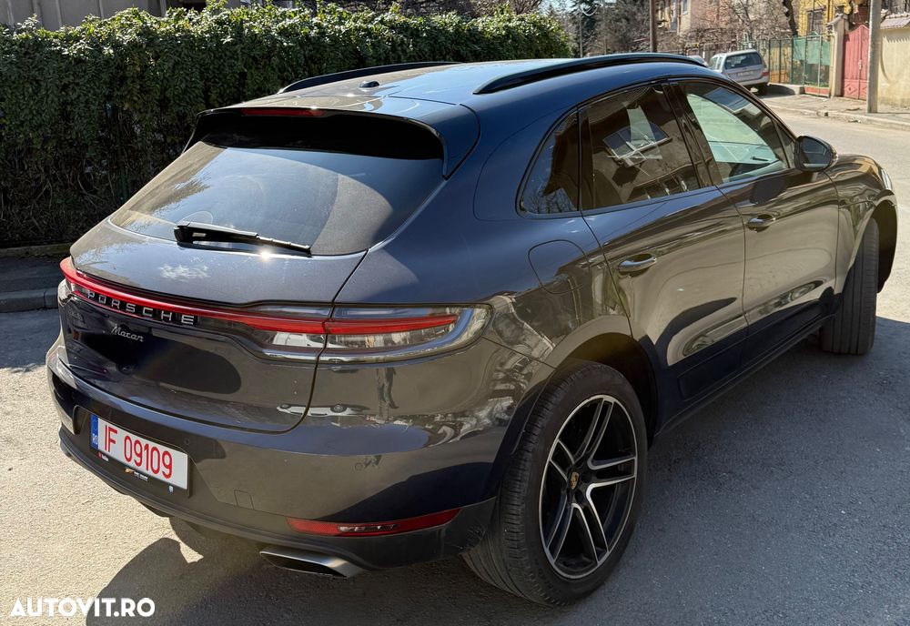 Porsche Macan T PDK - 11