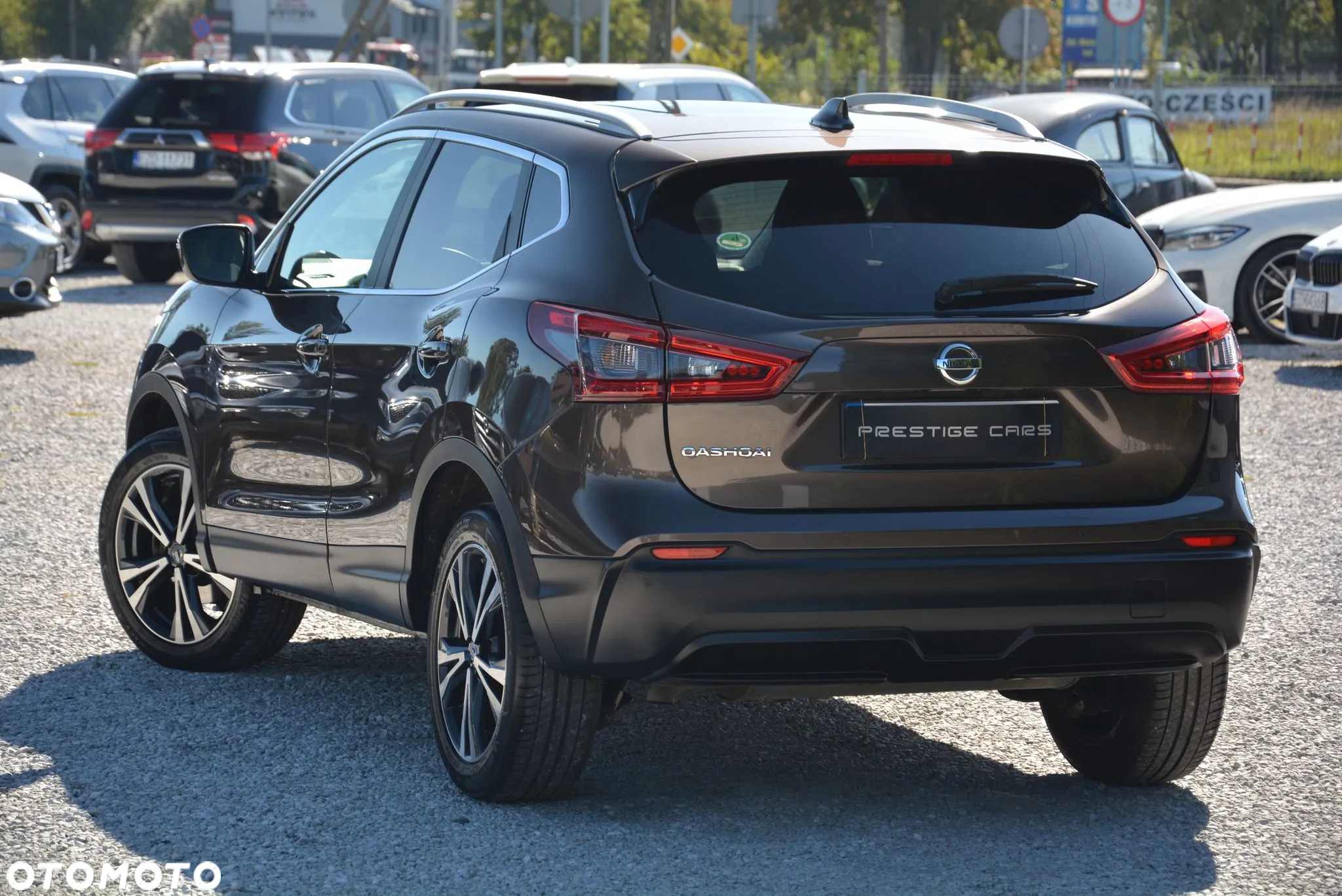 Nissan Qashqai 1.3 DIG-T N-CONNECTA - 9