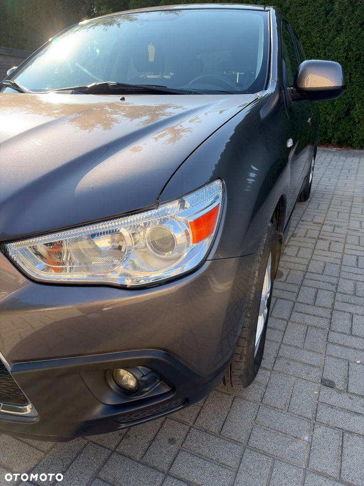 Mitsubishi ASX - 4