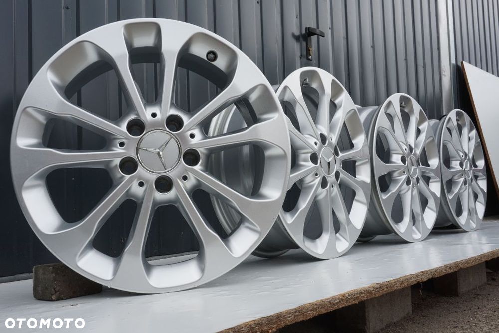 Mercedes W156 5x112 17 6,5J et38 - 2