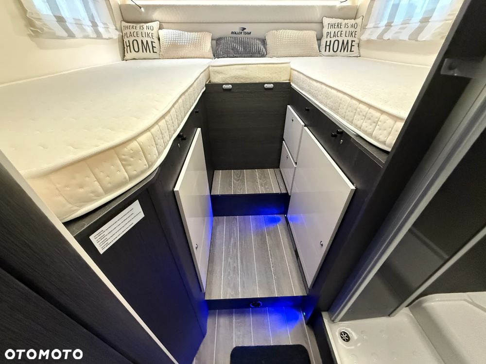 Roller Team 284 TL camper 5-osób salon Polska jak nowy! - 29